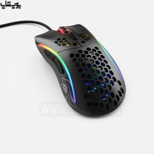 یک موس گیمینگ با ساختار لانه زنبوری و نورپردازی RGB