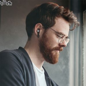 هندزفری بی سیم ضد آب مومکس مدل BT11D دارای طراحی ارگونومیک