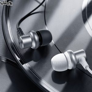 هندزفری سیمی جویروم مدل JR-EL115 دارای صدای بسیار با کیفیت است.