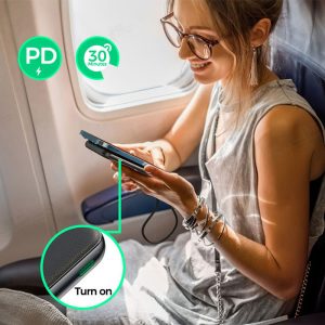 پاوربانک 10000mAh جویروم مدل JR-QP190 با امنیت بالا قابل حمل در هواپیما می باشد.