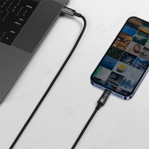 کابل شارژ تایپ C به لایتنینگ 20W بیسوس مدل CATS000001 دارای قابلیت انتقال داده می باشد.
