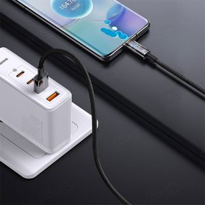 کابل شارژ USB به تایپ 100W C بیسوس مدل CATS000201 دارای قابلیت شارژ سریع می باشد.