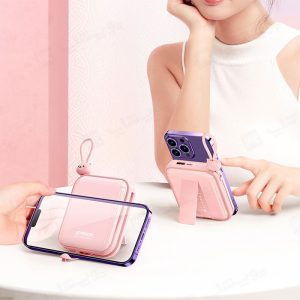 پاوربانک 10000mAh جویروم مدل JR-L008 قابل استفاده به عنوان هولدر رومیزی می باشد.