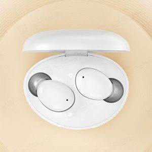هندزفری بی سیم کیو سی وای مدل QCY T16 دارای پاورکیس با درب روان می باشد.