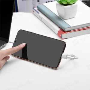 کابل شارژ USB به لایتینگ هوکو مدل X31 قابلیت نگهداری تلفن همراه را دارد