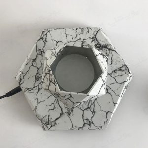 گلدان معلق مغناطیسی طرح سنگ مرمر FLOATING BONSAI POT دارای قابلیت چرخش 360 درجه می باشد.