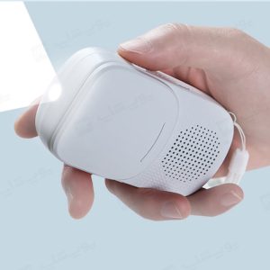 اسپیکر بلوتوثی و هندزفری رسی مدل RSK-W27 دارای چراغ قوه قوی می باشد.