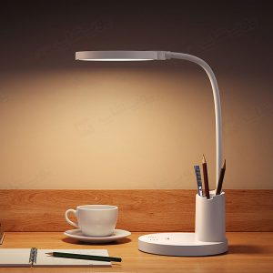 چراغ مطالعه ریمکس مدل RT-E815 با تولید نور با کیفیت می باشد.