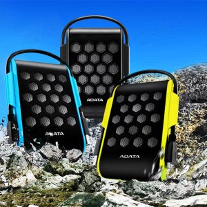 هارد اکسترنال ای دیتا مدل HD720 ظرفیت 1 ترابایت با مقاومت بالا در برابر ضربه و نفوذ آب می باشد.