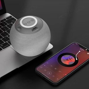 اسپیکر بلوتوثی قابل حمل رسی مدل RY01 با کیفیت صدای HiFi می باشد.