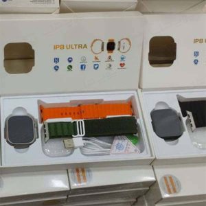 ساعت هوشمند مدل IP8 Ultra دارای طراحی ارگونومیک می باشد.