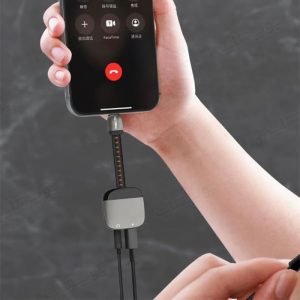 مبدل لایتنینگ به لایتنینگ و جک 3.5 میلی متری رسی مدل RDS-A12 بسیار سبک می باشد.