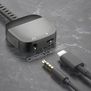 مبدل لایتنینگ به لایتنینگ و جک 3.5 میلی متری رسی مدل RDS-A12 دارای عملکردی عالی است.