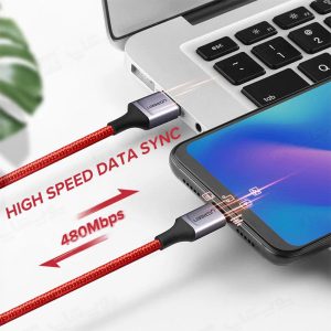 کابل شارژ USB به تایپ C یوگرین مدل US292 به طول 1 متر با سرعت بالای انتقال داده می باشد.