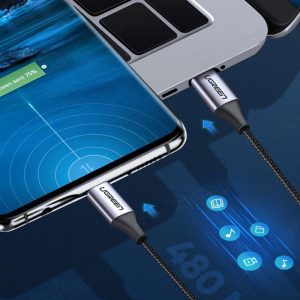 کابل شارژ تایپ C به تایپ C یوگرین مدل US261 به طول 2 متر با توان 60 وات می باشد.