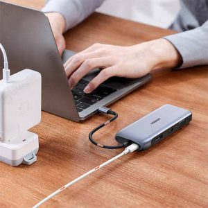هاب 9 پورت Type-C به USB3.0 ،LAN ،VGA ،HDMI ،SD ،TF و PD یوگرین مدل CM-274 مناسب برای شارژ با توان ۱۰۰ وات