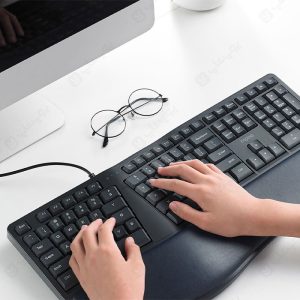 کیبورد سیمی ارگونومیک رپو مدل NK8800 با طراحی ارگونومیک و ایده آل می باشد.