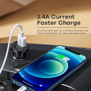 شارژر فندکی ریمکس مدل RCC236 همراه با کابل 1 به 3 با اشغال فضای کم می باشد.
