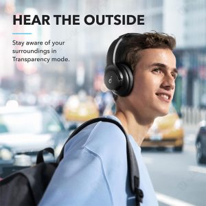 هدست بی‌سیم انکر مدل Soundcore Life Q20i با قابلیت شنیدن صدای بیرون به صورت واضح است.