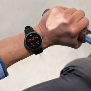 ساعت هوشمند هایلو مدل Solar LS05 دارای حالت های مختلف ورزشی است.