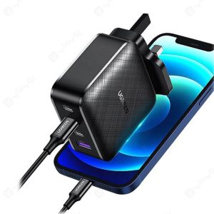 شارژر دیواری یوگرین مدل 70819 CD224 با قابلیت شارژ سریع است.