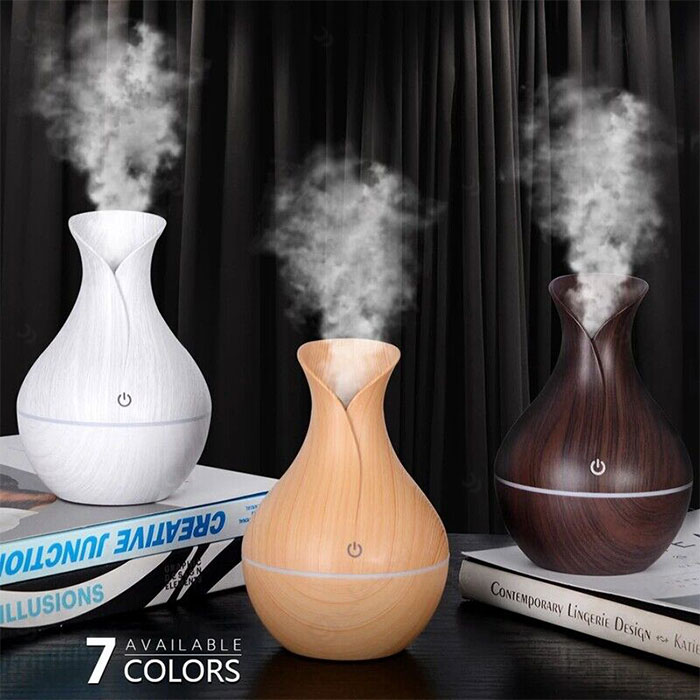 دستگاه بخور ساز و خوشبو کننده التراسونیک مدل Aroma Diffuser Humidifier با طراحی ظاهری زیبا است.