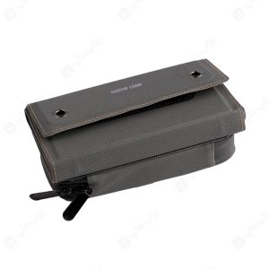 پاوربانک 10000mAh گرین لاین مدل SolarMax GNSLRM10KPB دارای کیف حمل می باشد.