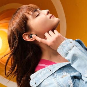 هندزفری بلوتوثی اورجینال شیائومی مدل Redmi Buds 4 Active دارای کنترلر لمسی می باشد.