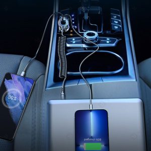 شارژر فندکی 60 وات جویروم مدل JR-CL07 دارای 3 عدد خروجی می باشد.