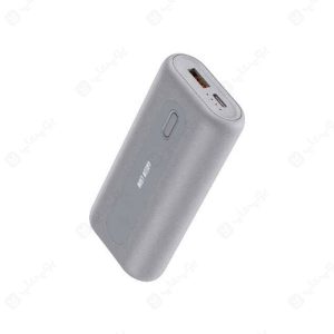 پاوربانک 2 در 1 10000mAh گرین لاین مدل GL-PB31 GN2N1OPB10K در رنگ بندی خاکستری است.