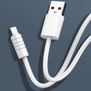 کابل شارژ USB به لایتنینگ 25W الدینیو مدل LS901 به طول 1 متر دارای مقاومت بالا می باشد.