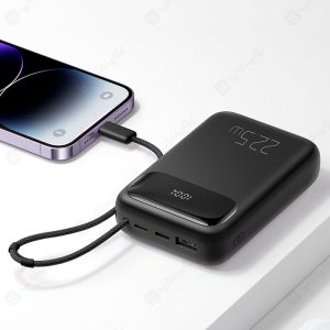 پاوربانک 10000mAh مک دودو مدل MC-325 با کابل لایتنینگ مناسب برای گوشی های آیفون است.