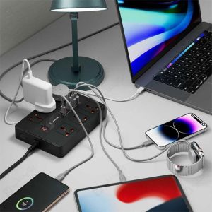 چند راهی برق پرودو مدل PD-FWCH009 با قابلیت استفاده برای چندین دستگاه می باشد.