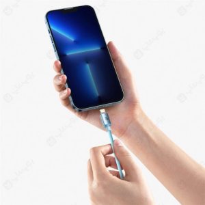 کابل شارژ USB به لایتنینگ بیسوس مدل Crystal Shine CAJY00110 دارای آلیاژ مناسب برای پایداری اتصال است.