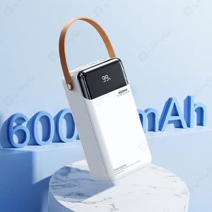 پاوربانک 60000mAh ریمکس مدل RPP-565 به همراه کابل تایپ C و لایتنینگ با نمایشگر دیجیتال است.