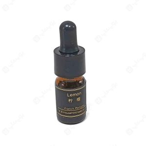 خوشبو کننده چرخشی خورشیدی خودرو مدل هلیکوپتر دارای یک رایحه خوشبو همراه خود است.