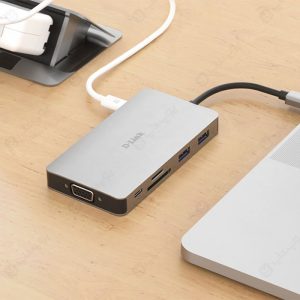 هاب 9 پورت USB-C دی لینک مدل DUB-M910 قابل استفاده همزمان با شارژ می باشد.