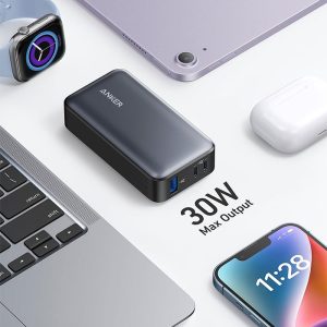 پاوربانک مینی 10000mAh انکر مدل Power Core A1256 533 با توان خروجی کلی 30 وات می باشد.