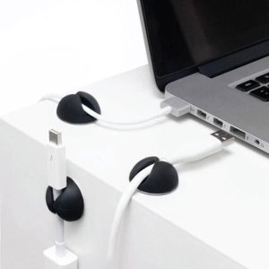 نظم دهنده کابل 10 تایی گرین لاین مدل GNCABORG10 قابل نصب بر روی سطوح صاف و تمیز می باشد.