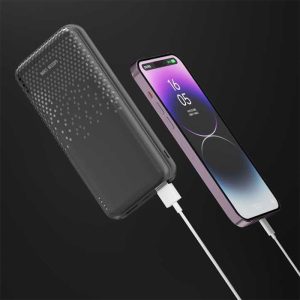 پاوربانک 20000mAh گرین لاین مدل ROME 20000 دارای دو عدد پورت خروجی USB می باشد.