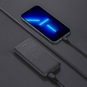 پاوربانک 10000mAh گرین لاین مدل ROME 10000 با ایمنی بالا است.
