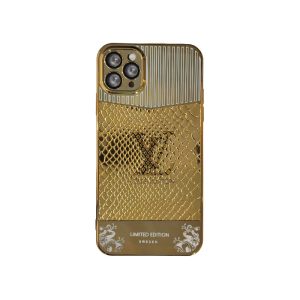 کاور گوشی آیفون 11Pro Max طرح LV Golden3