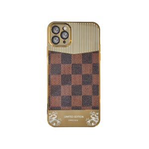 کاور گوشی آیفون 13Pro Max طرح LV Golden4