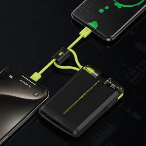 پاوربانک 10000mAh رسی مدل RPB-P13 دارای کابل همراه می باشد.