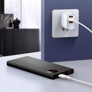 پاوربانک 10000mAh بیسوس مدل Adaman PPAD000001 با 3 نوع پورت ورودی است.