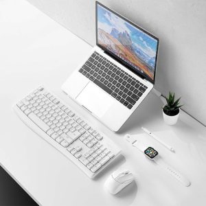 ست موس و کیبورد بی سیم رپو مدل X1800PRO دارای دانگل با رابط USB می باشد.