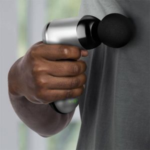 مینی ماساژور تفنگی پرودو مدل Mini Massage Gun PD- با باتری 2000 میلی آمپر ساعتی که تا 4 ساعت استفاده مداوم را فراهم می کند.