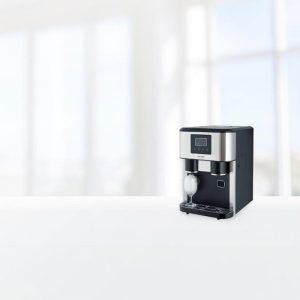 دستگاه یخ ساز و آب سردکن پرودو مدل Ice Maker PD-3N1ICMC شما می‌توانید بین شکل‌های یخ خرد شده و گلوله‌ای مطابق با ترجیحات نوشیدنی خود یکی را انتخاب کنید.