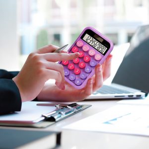 ماشین حساب جیبی گرین لاین مدل GL-CAL10 POCKET : مناسب برای انجام انواع محاسبات پایه تا پیچیده.