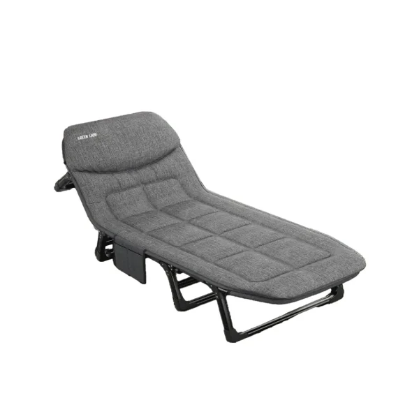 تخت تاشو کمپینگ گرین لاین مدل FOLDABLE CAMPING ایه‌های ضدلغزش آن تعادل را در سطوح ناهموار حفظ می‌کنند.